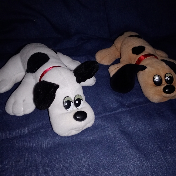 Pound Puppies Stuffed Animal Plush Set of 2 - Picture 2 of 10